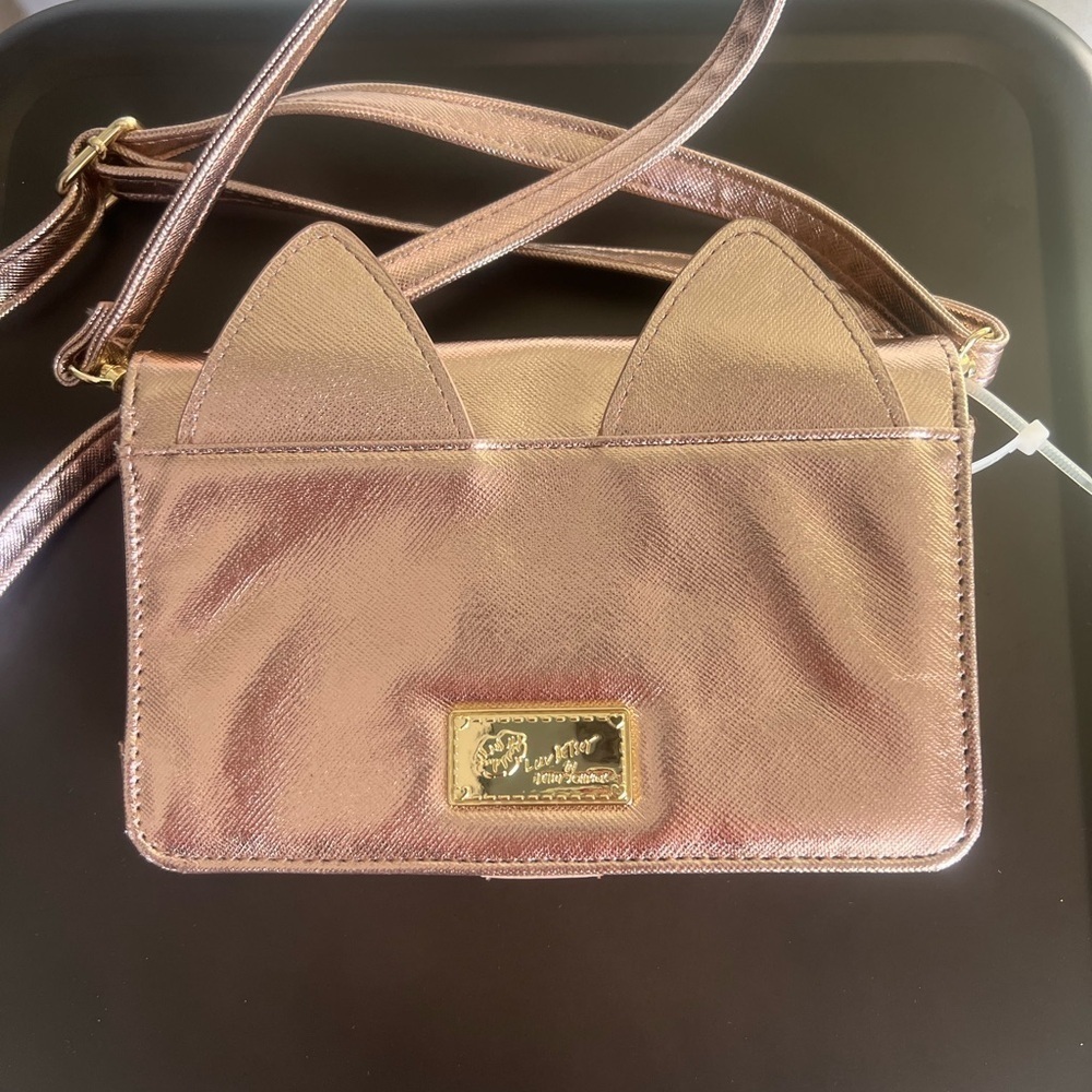 Betsey Johnson Rose Gold Cat Face Crossbody Bag - Picture 2 of 7